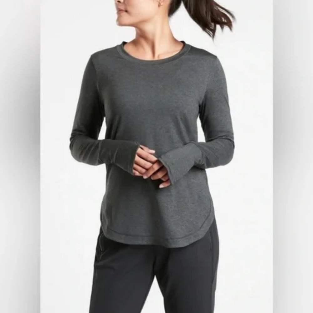 Athleta Uptempo women’s long sleeve top in dark gray black heather size small
